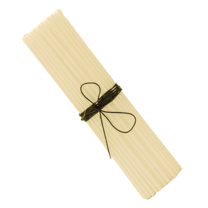 Bundle of Natural Fibre Reed Sticks in 20cm, 4mm