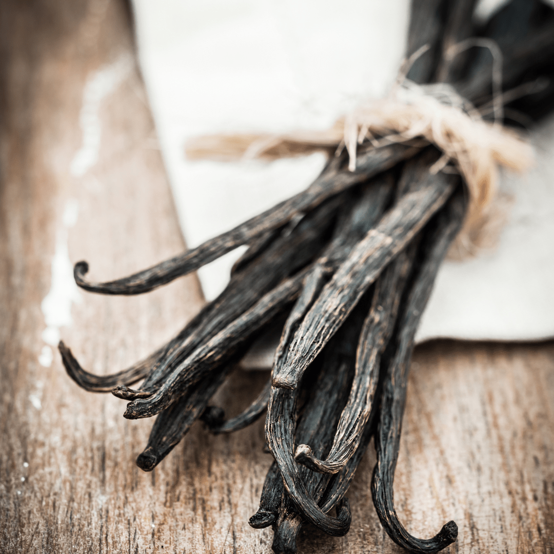 bundle of pure vanilla bean quills