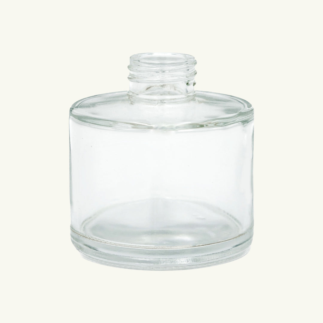 Pure Candle Supplies Melbourne clear glass 100ml round diffuser bottle with screw top opening.