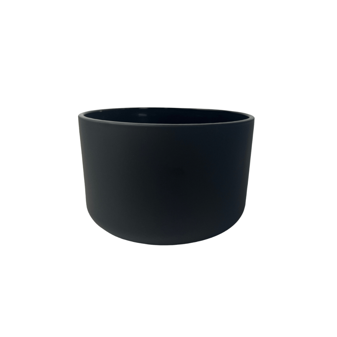 Cambridge style mini bowl in matte black finish